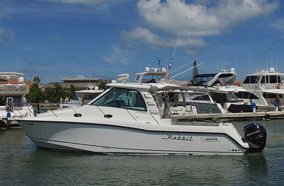 Boston-Whaler-345-Conquest-Pilothouse-(2009)