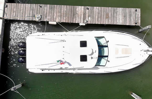 Boston-Whaler-345-Conquest-Pilothouse-(2009)