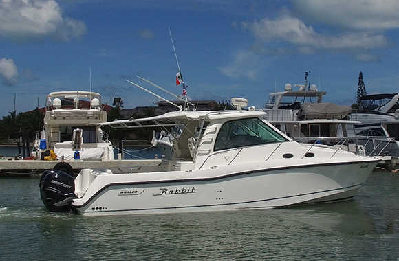 Boston-Whaler-345-Conquest-Pilothouse-(2009)