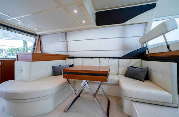 Ferretti-470-(2009)