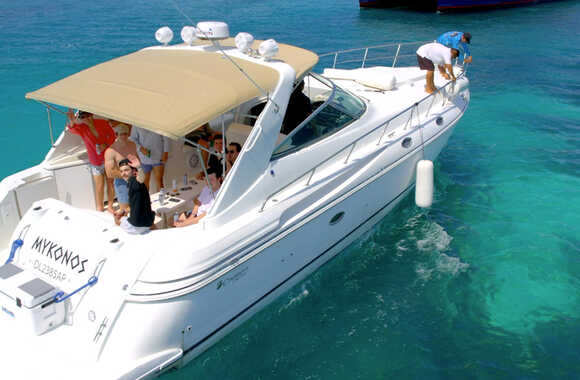 Cruiser Yachts 4270 Express (2001)