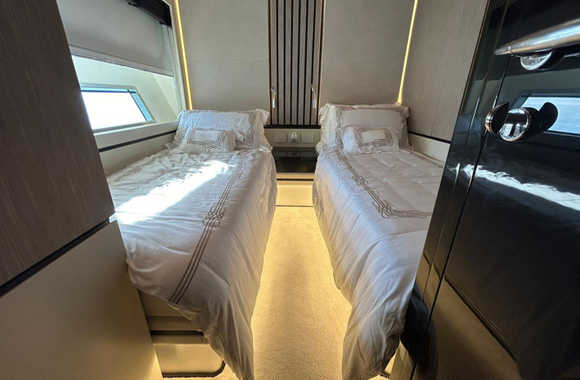 Arcadia Yachts Sherpa 80 (2021)