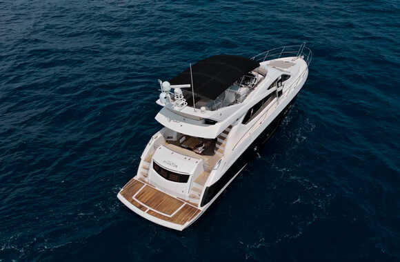 Sunseeker-Manhattan-63-(2011)