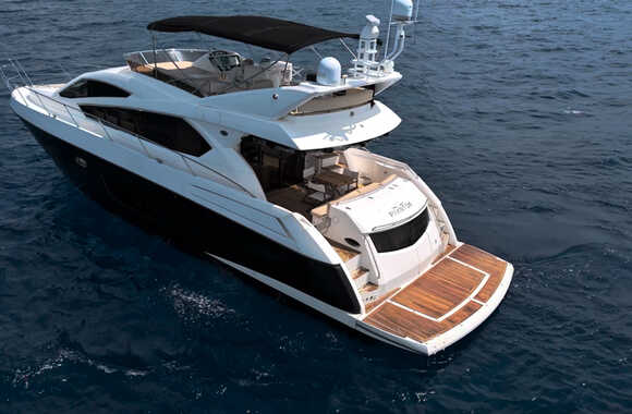 Sunseeker-Manhattan-63-(2011)