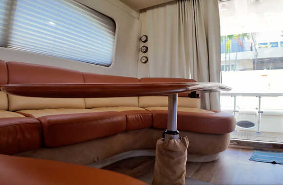 Azimut 46 (2000)